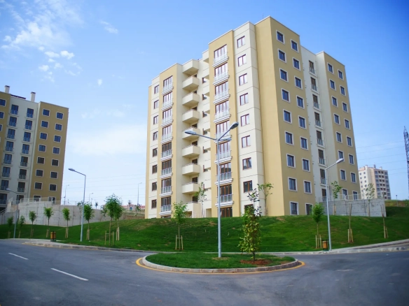 Daniel Boateng Apartments, Afiaman